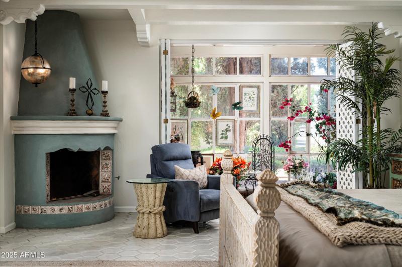 Primary sitting area