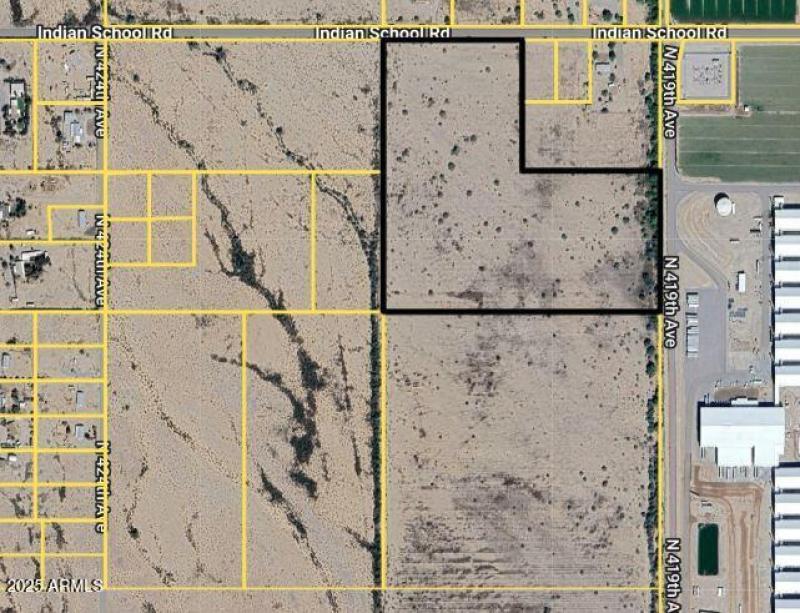 high contrast lines-1