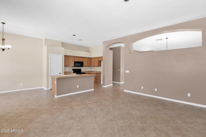 11-web-or-mls-P1235276