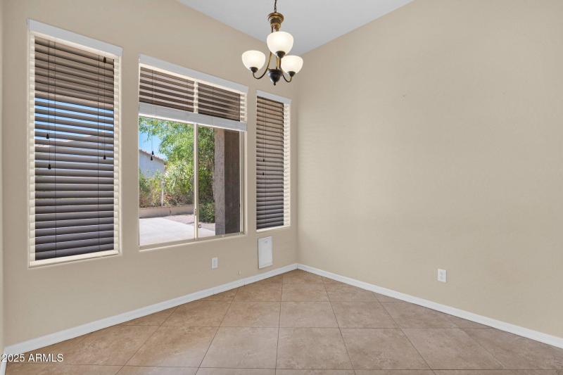 19-web-or-mls-P1235290