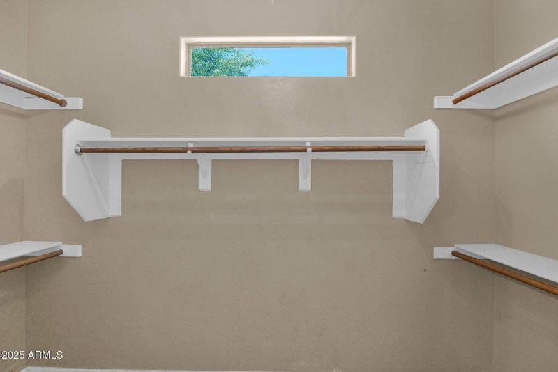 31-web-or-mls-P1235310