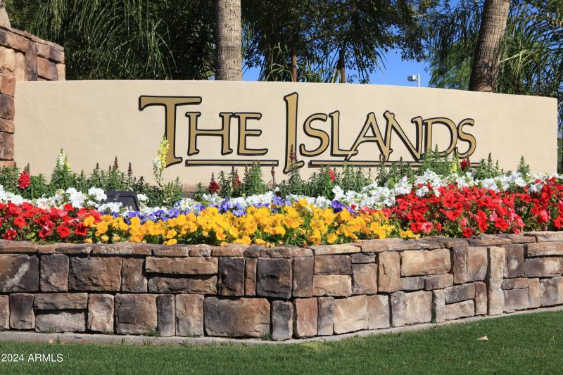 The Islands-Community Sign (2)