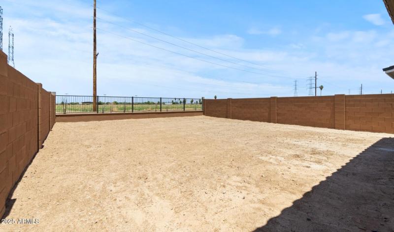 Manor Lot #48 Backyard (Large)