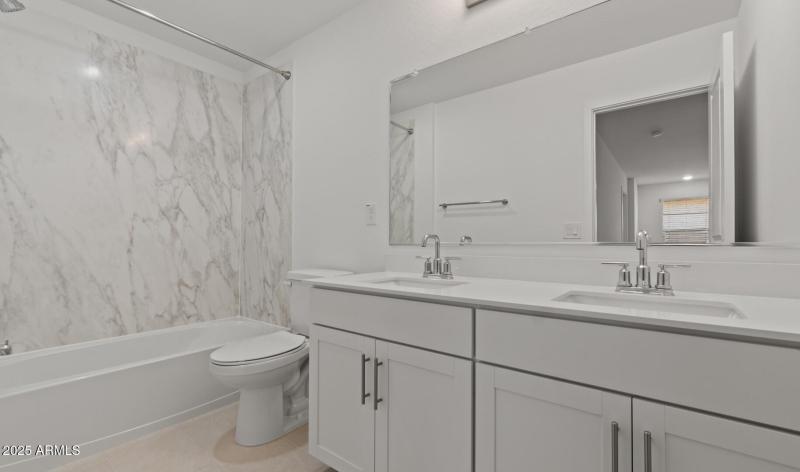 Manor Lot #48 Hall Bath (Large)