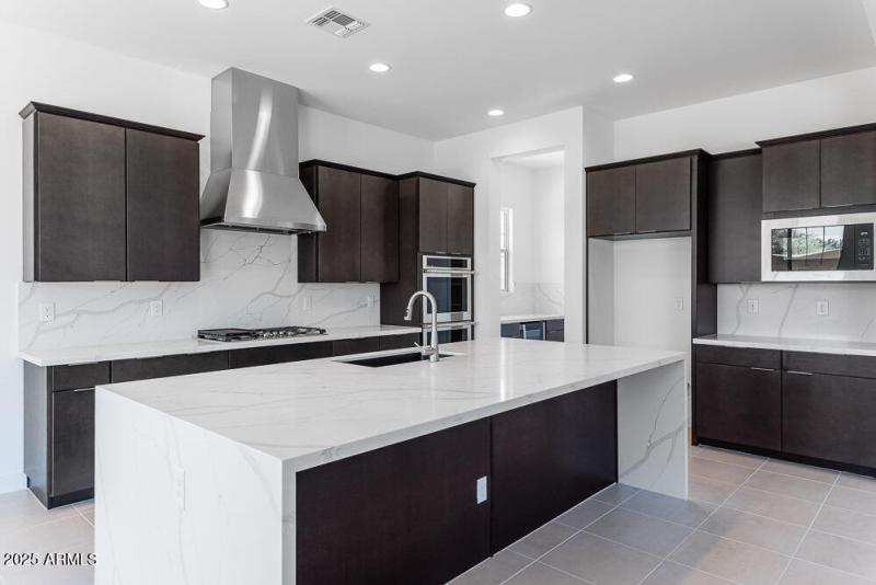 hj-az-phx-stonehaven-voyage-acadia-lot-1