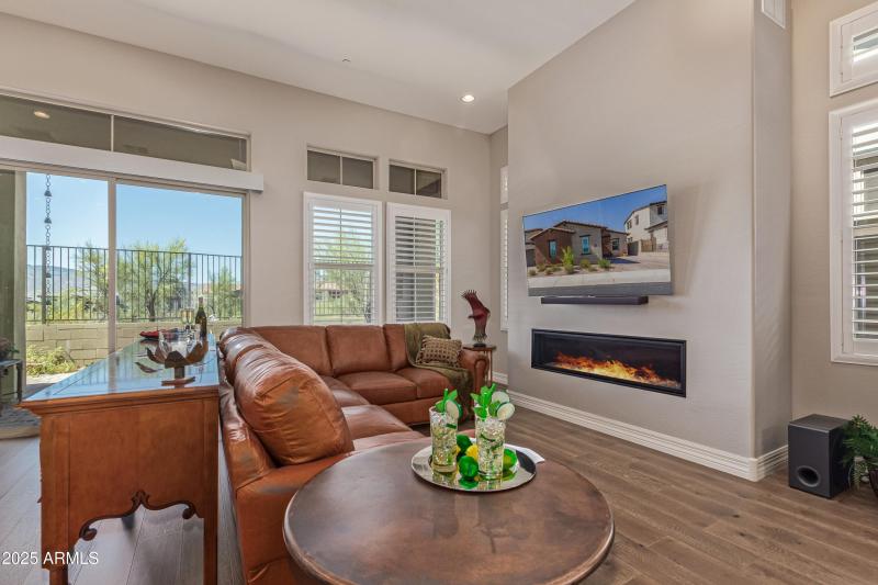 Linear Gas Fireplace