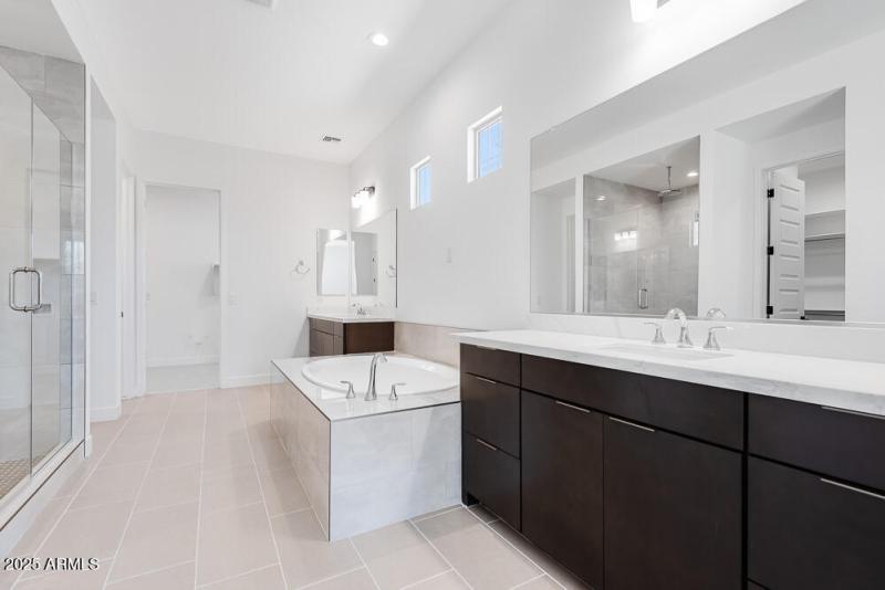 hj-az-phx-stonehaven-voyage-acadia-lot-1