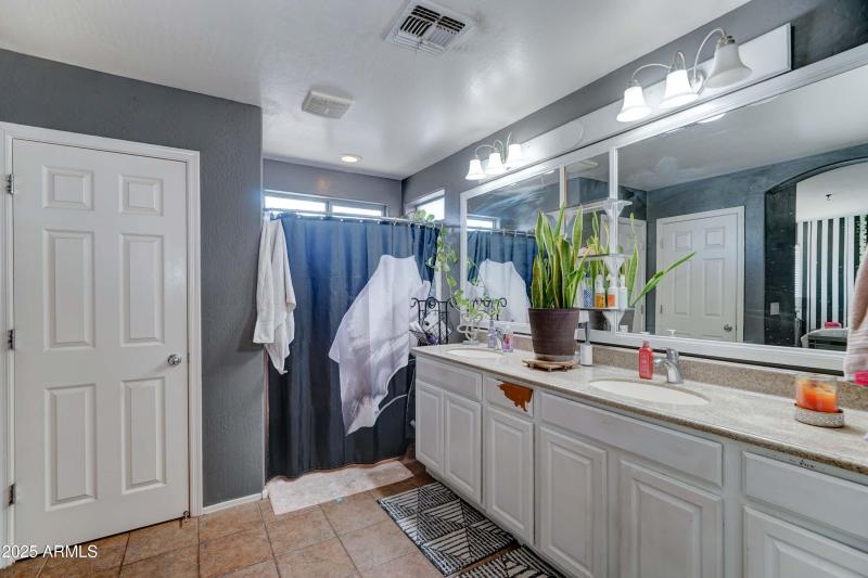 25519 W Crown King Rd-21