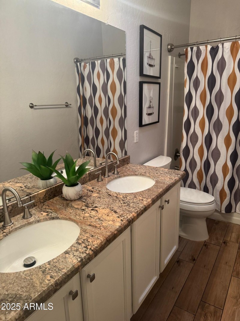 bathroom2a