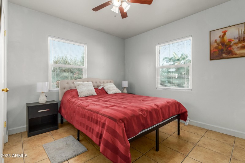 Unt 1 Bedroom 2