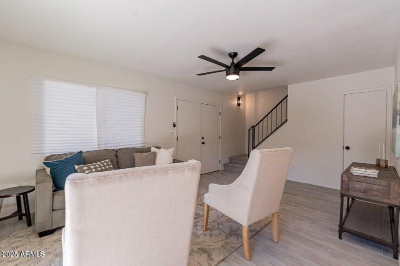 20230429020704161020000000-o