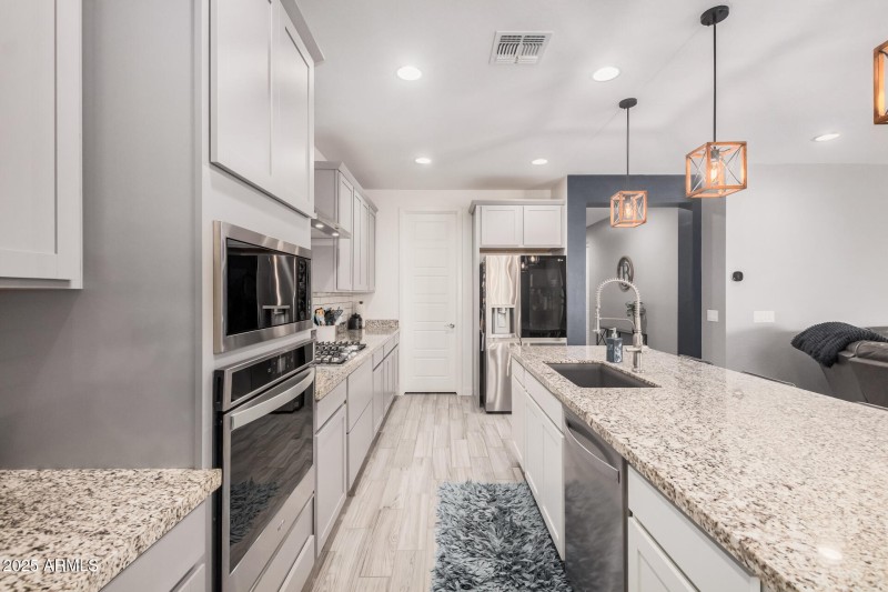 Open Kitchen