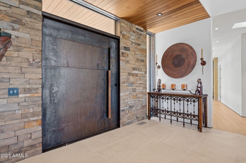 5-web-or-mls-24-jefferson-ct