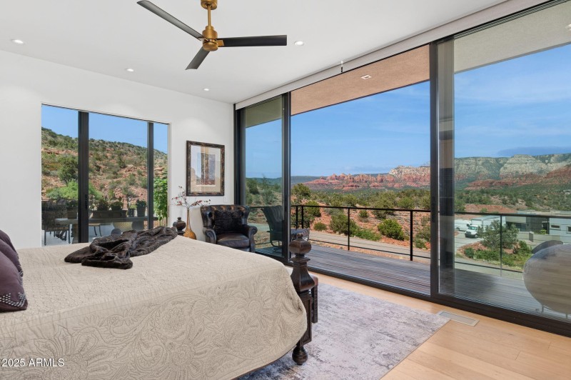 23-web-or-mls-24-jefferson-ct