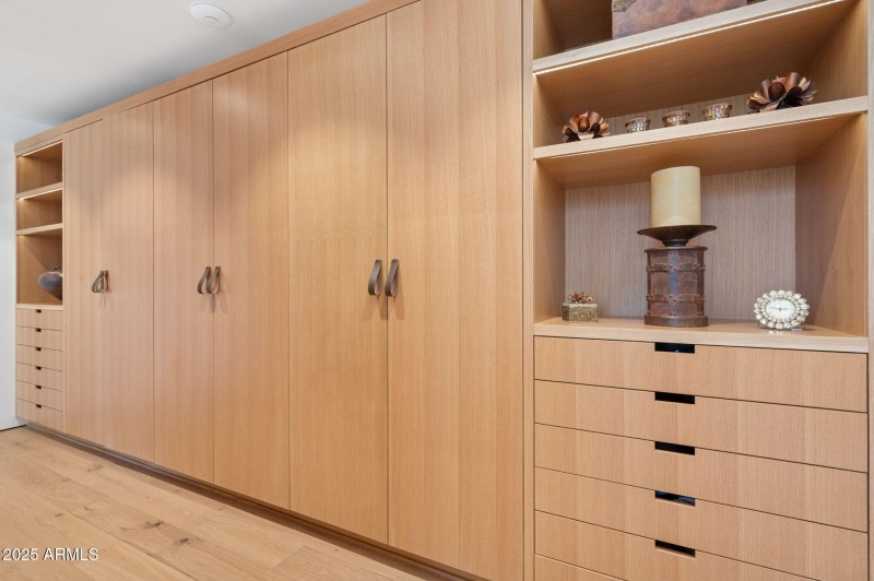 25-web-or-mls-24-jefferson-ct