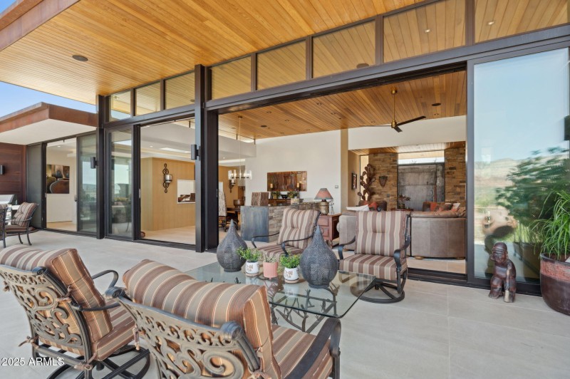 55-web-or-mls-24-jefferson-ct