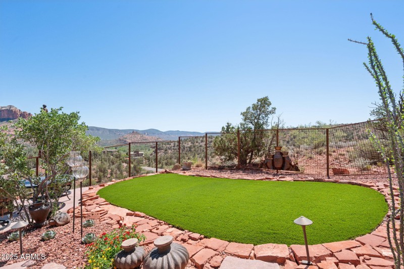 71-web-or-mls-24-jefferson-ct