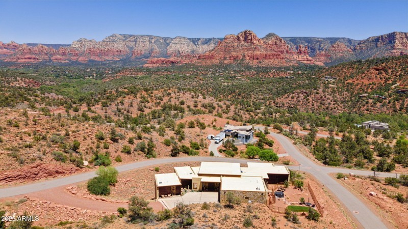 83-web-or-mls-24-jefferson-ct