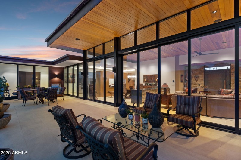 94-web-or-mls-24-jefferson-ct