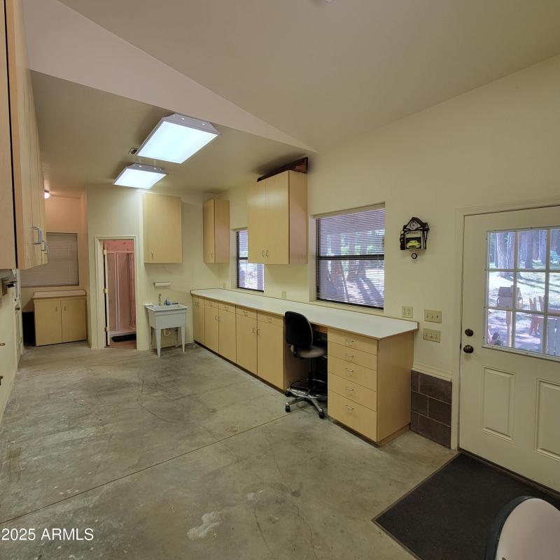 Workshop/Crafting room