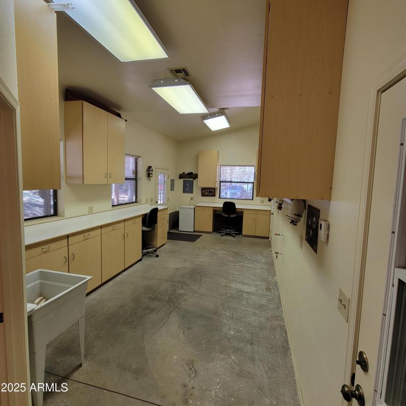 Workshop/Crafting room