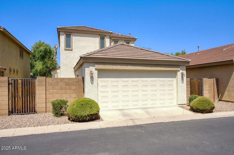 2909 S HANSEN DR