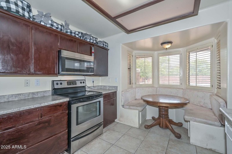 Guest House Kitchen2