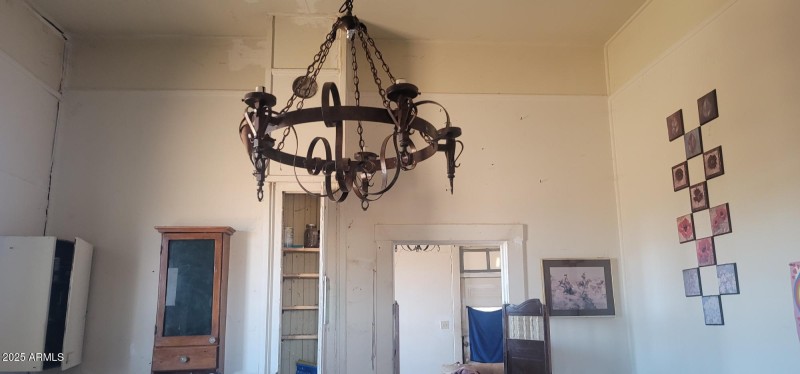 Hwy 80 ceiling former post office