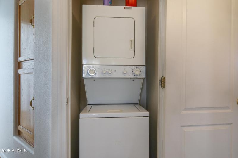 9151 W Greenway Unit 252-20