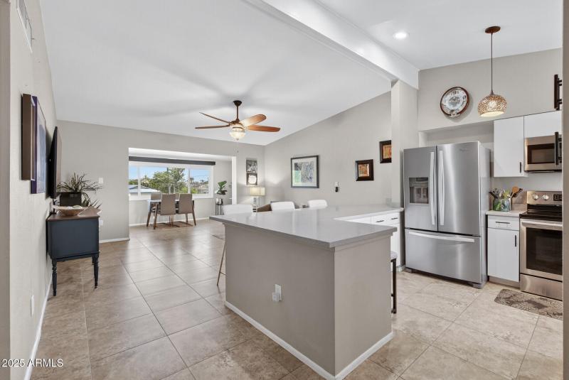 11_10851_N_Fairway11_mls