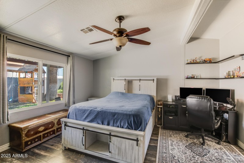 10951 N 91st Ave Space 184-13