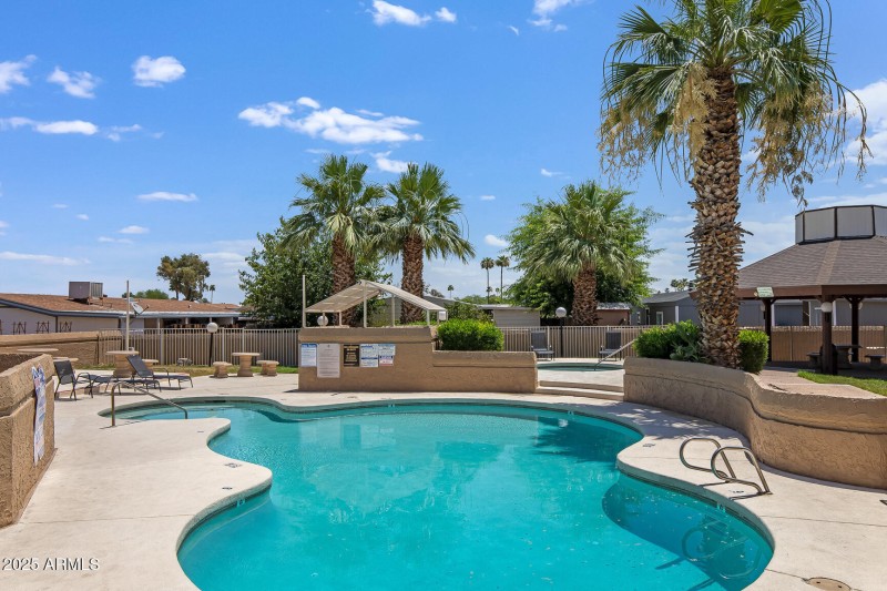 10951 N 91st Ave Space 184-24