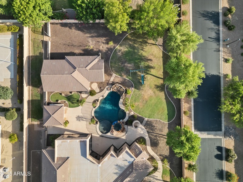 Backyard aerial