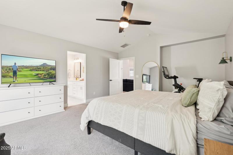 19-web-or-mls-2604-n-27th-st-1