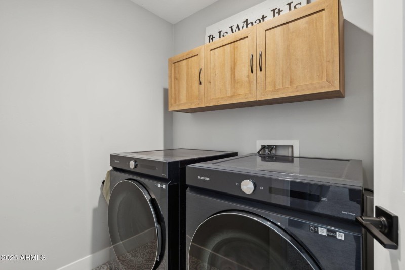 30-web-or-mls-2604-n-27th-st-1