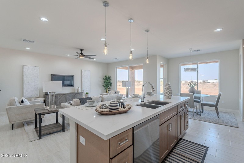 9-web-or-mls-196th-9