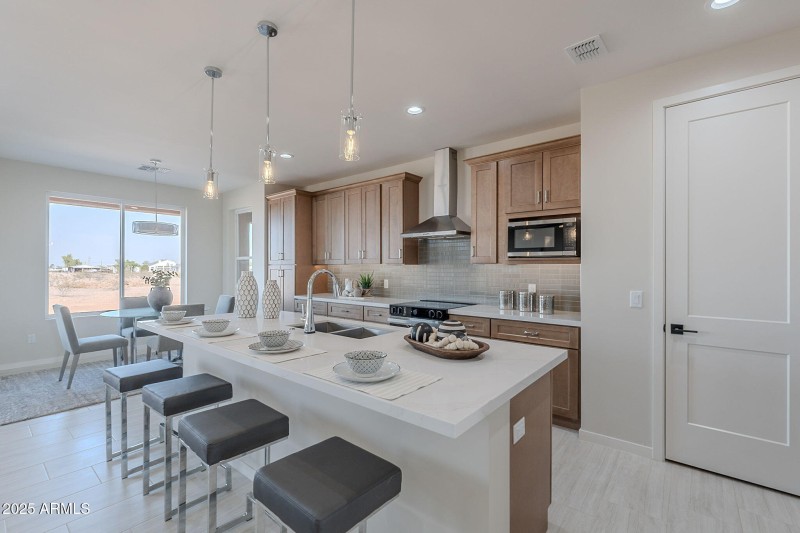 10-web-or-mls-196th-10