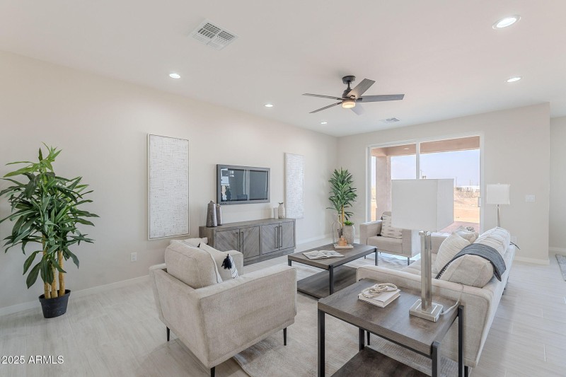 16-web-or-mls-196th-16