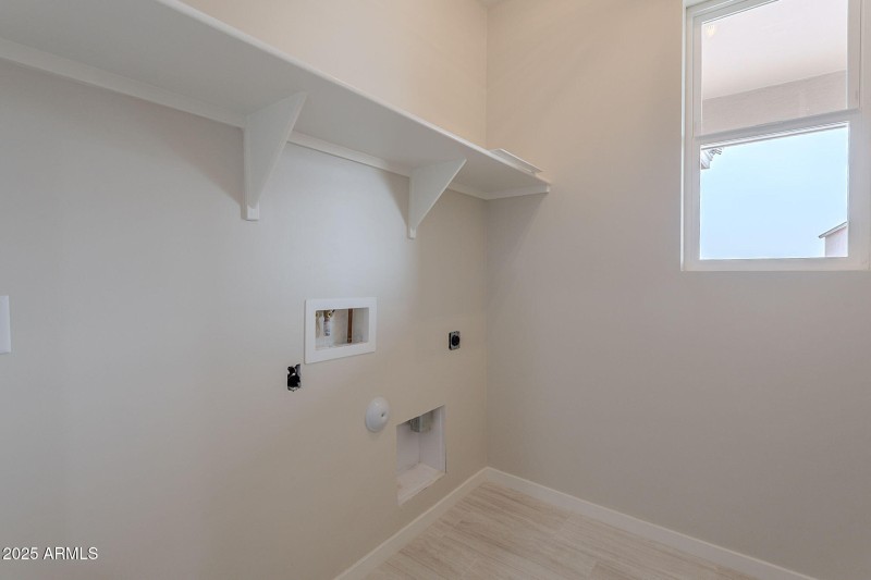 42-web-or-mls-196th-42