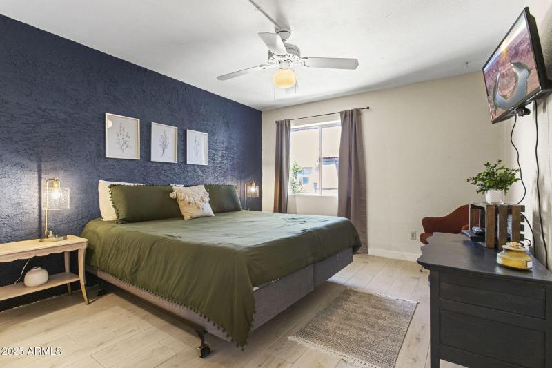 13-web-or-mls-4444-e-paradise-village-pk