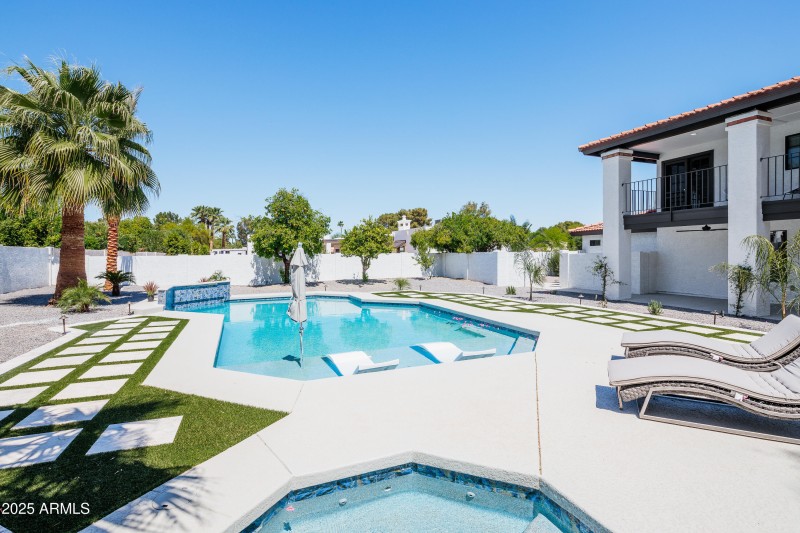 LAKOTKO_11002N52ndSt_WEB-2