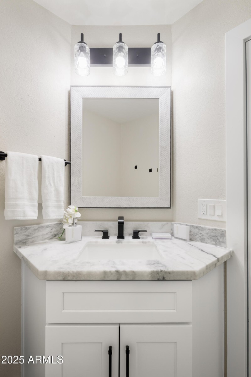 LAKOTKO_11002N52ndSt_WEB-20