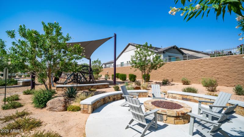 Monteluna Neighborhood