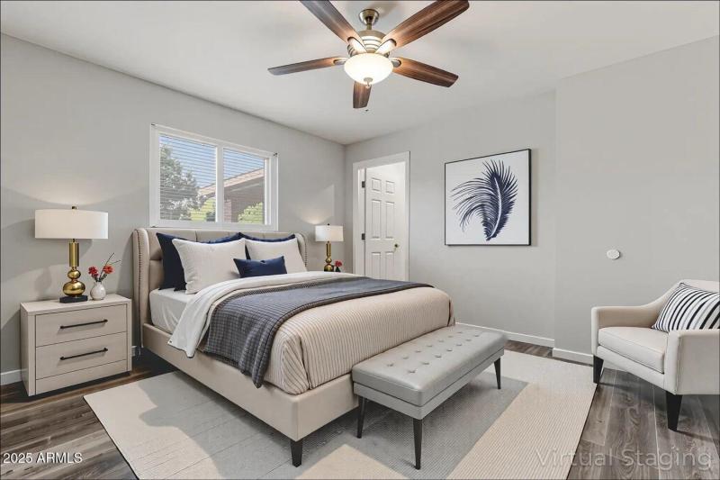 2531 E Indianola Ave