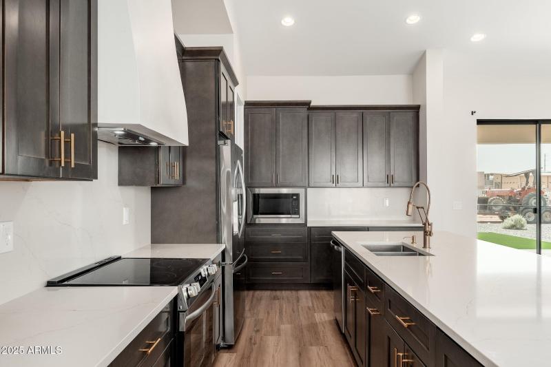 12407 N 189th Ave, 07-01 - 13