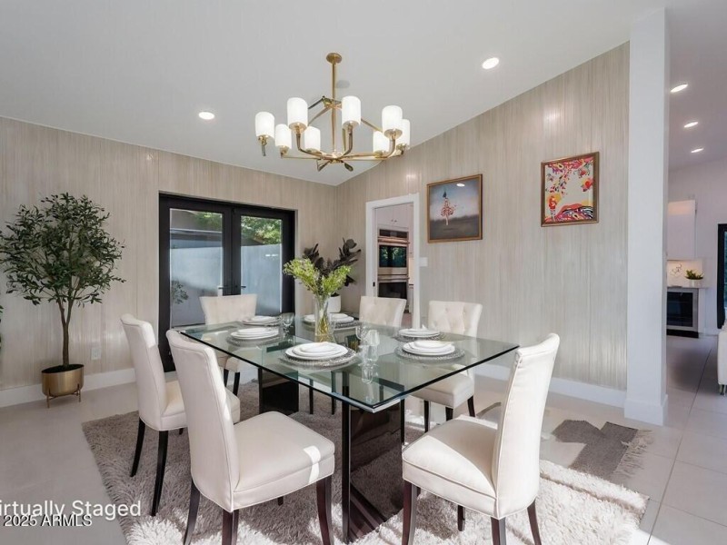 010_Formal Dining Area