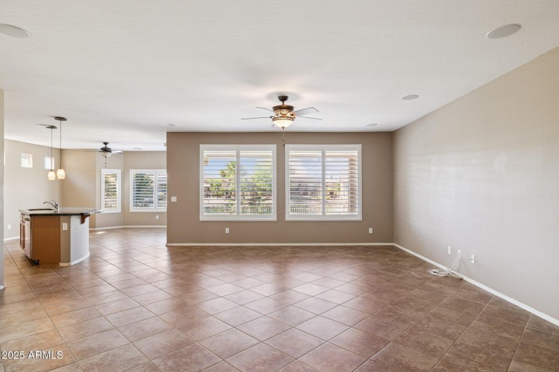 5-web-or-mls-42575-abbey-rd