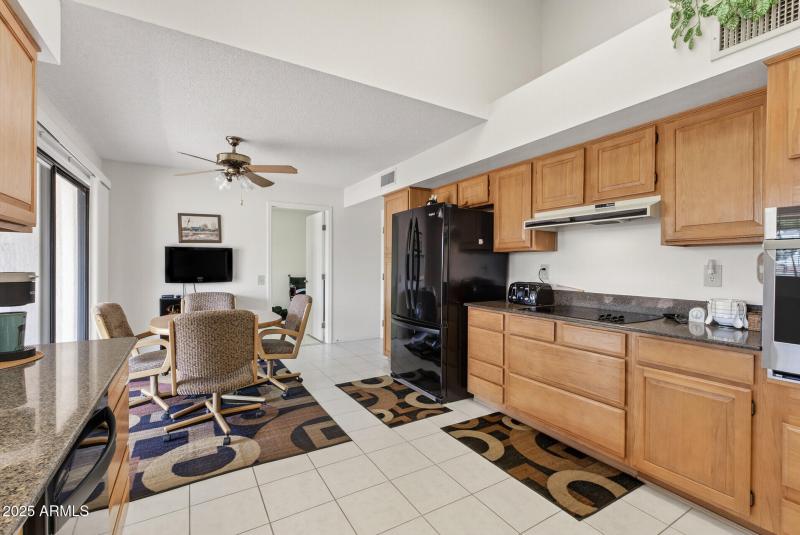 Kitchen / Dining Nook