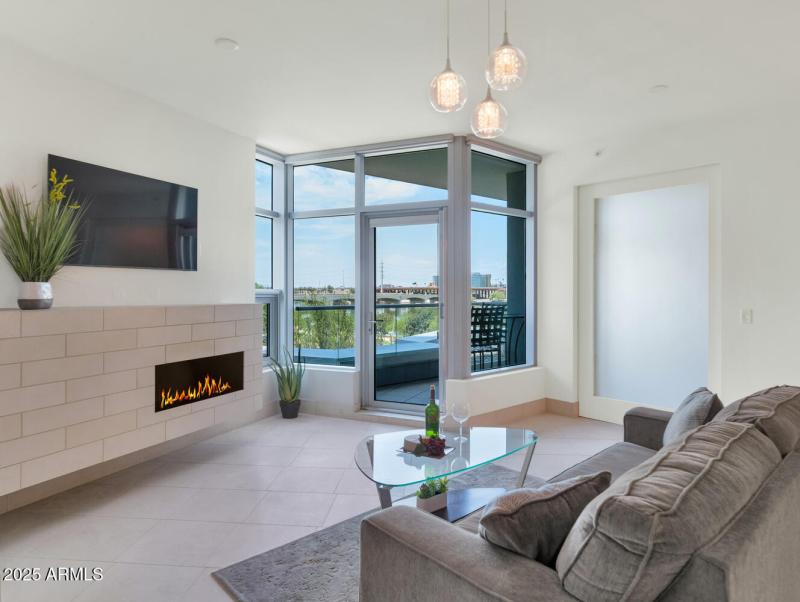 Balcony Off Great Room