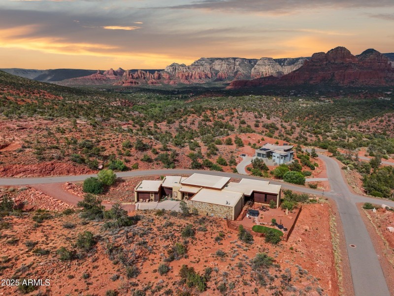 101-web-or-mls-24-jefferson-ct